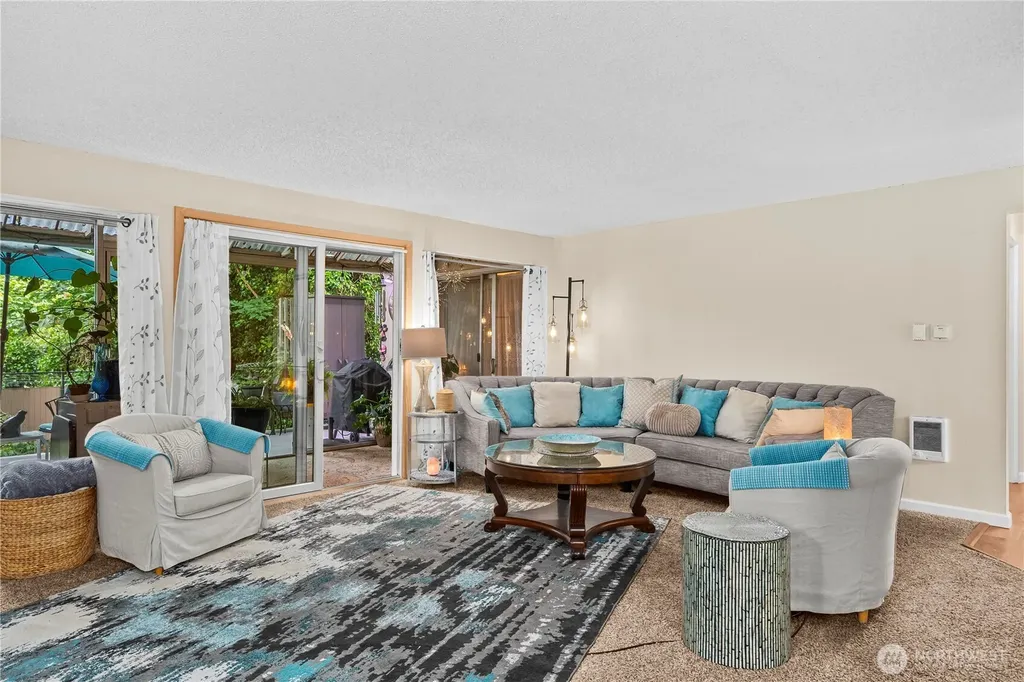10430 Gravelly Lake Drive SW Lakewood WA 98499