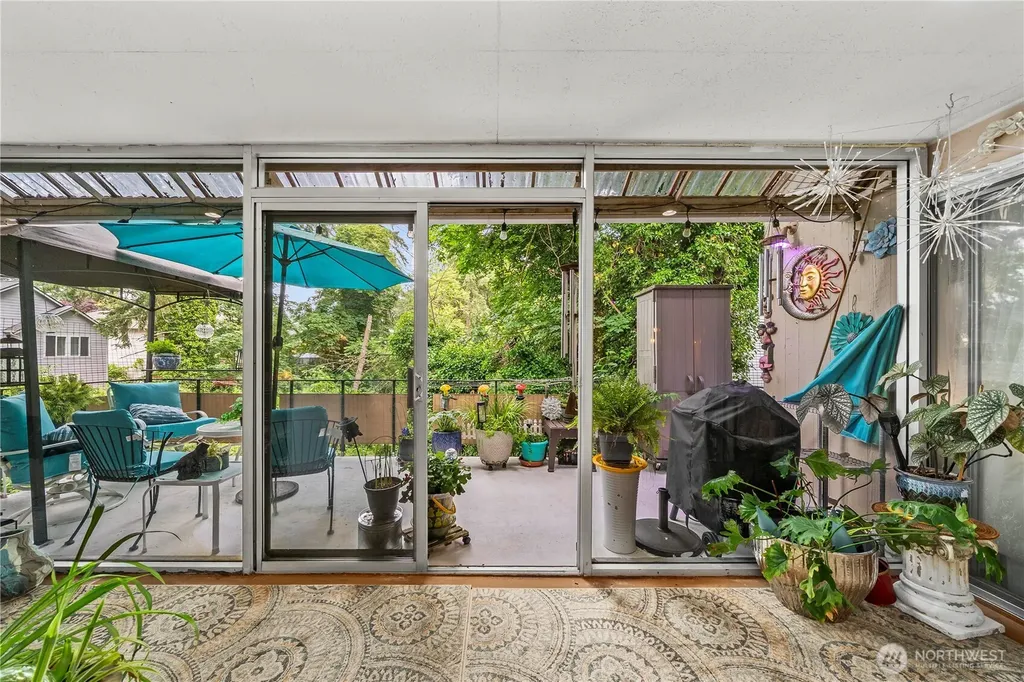 10430 Gravelly Lake Drive SW Lakewood WA 98499
