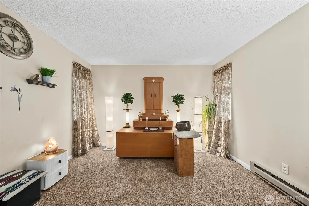 10430 Gravelly Lake Drive SW Lakewood WA 98499