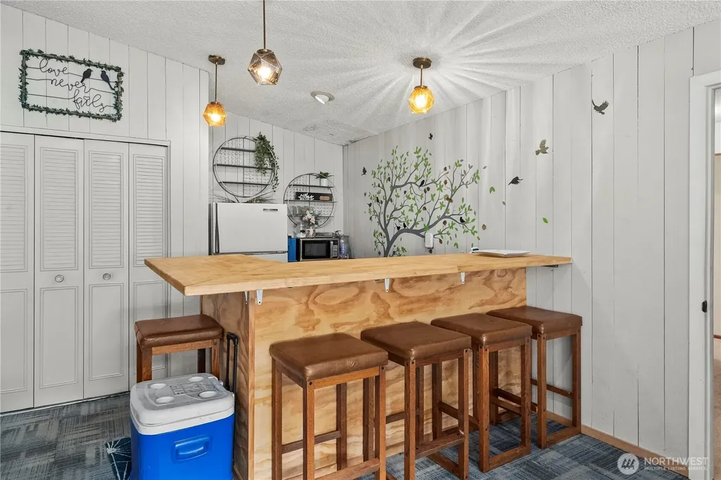 10430 Gravelly Lake Drive SW Lakewood WA 98499