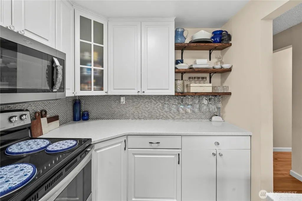 10430 Gravelly Lake Drive SW Lakewood WA 98499
