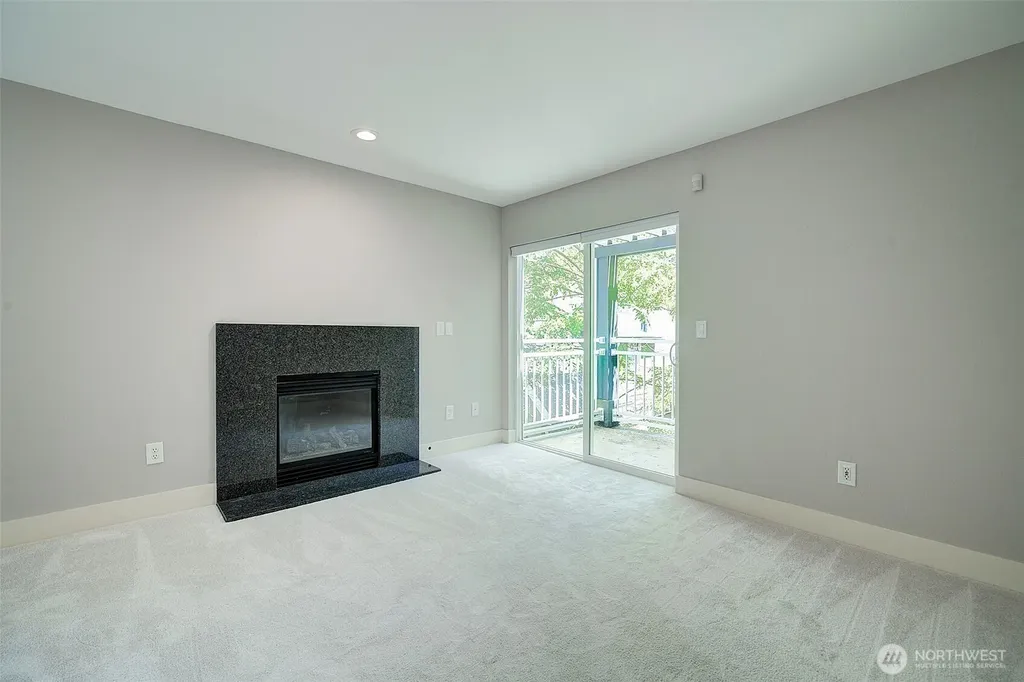 215 20th Avenue E Seattle WA 98112