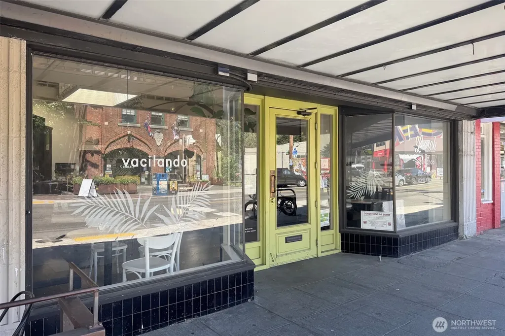 215 20th Avenue E Seattle WA 98112