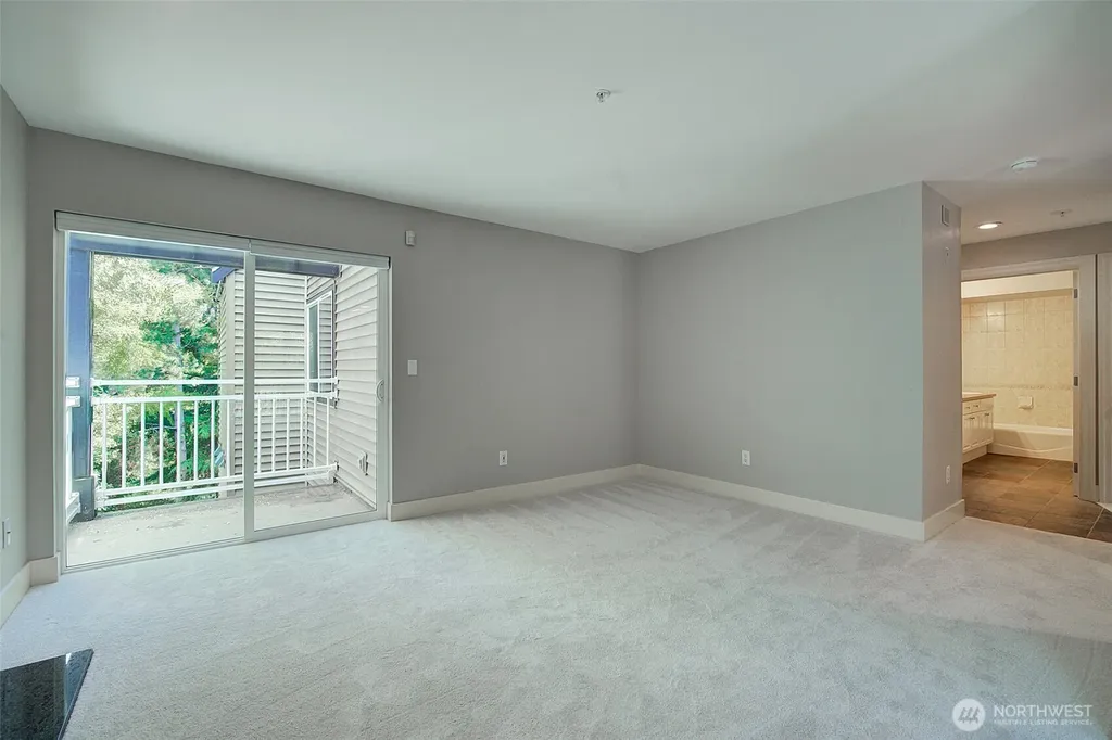 215 20th Avenue E Seattle WA 98112