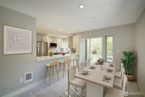 215 20th Avenue E Seattle WA 98112