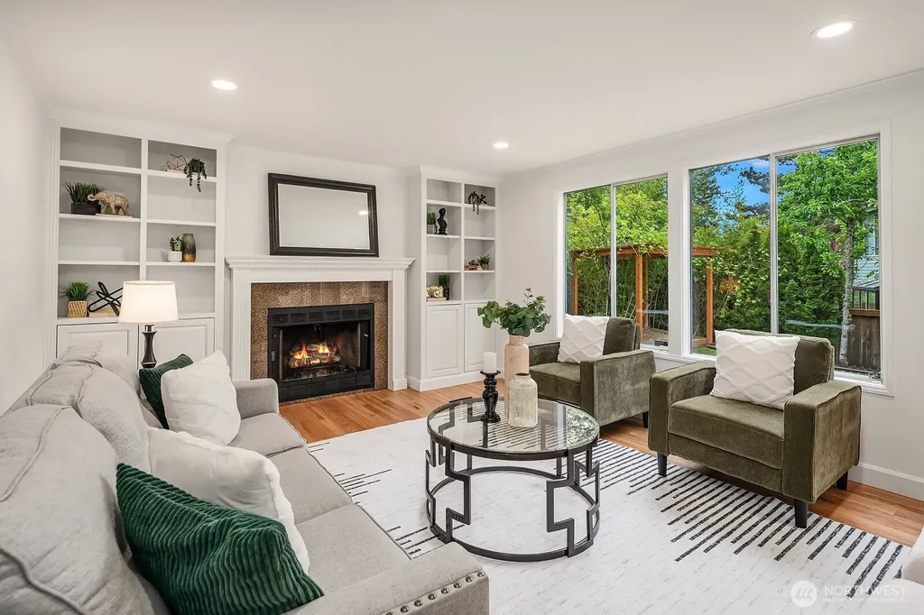 24544 SE 43rd Place Sammamish WA 98029