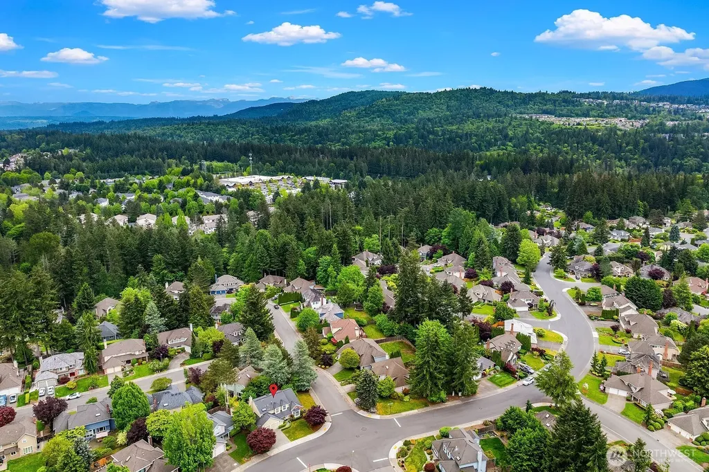 24544 SE 43rd Place Sammamish WA 98029