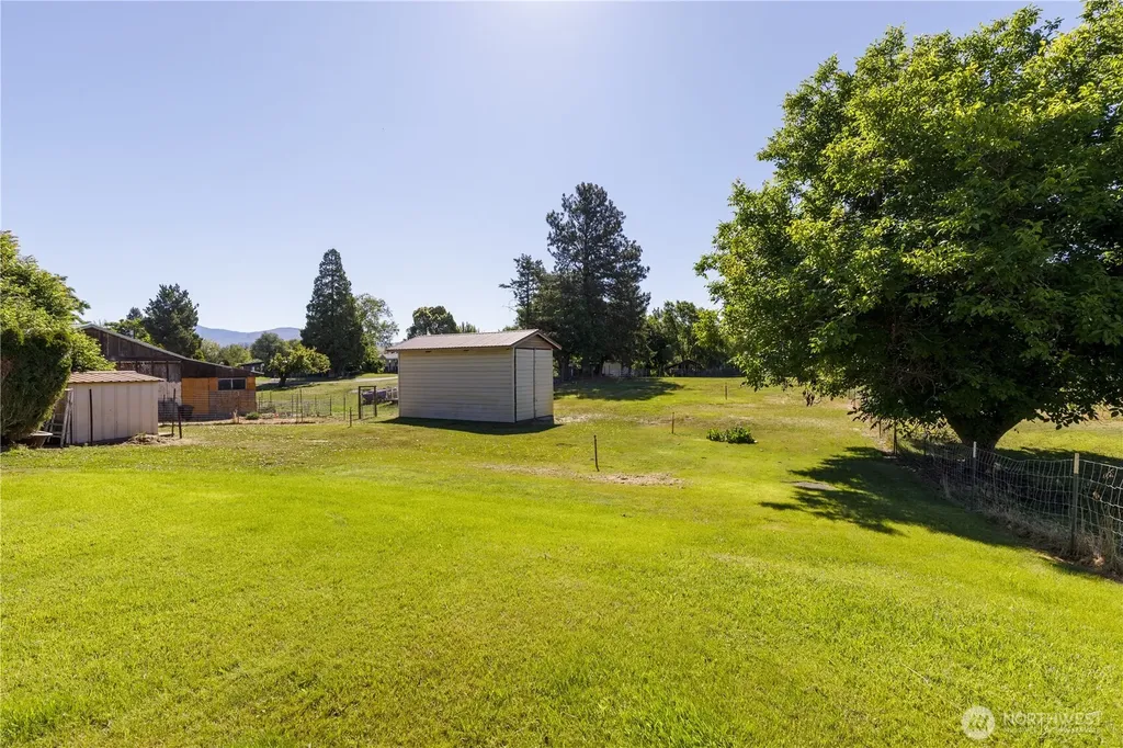 2080 James Avenue Okanogan WA 98840