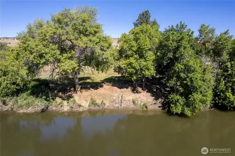 2080 James Avenue Okanogan WA 98840