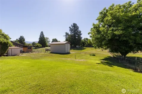 2080 James Avenue Okanogan WA 98840
