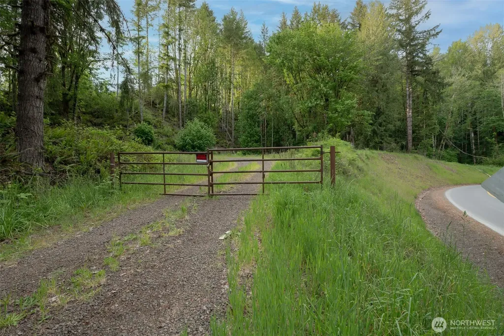 375 N Goble Creek Road Kelso WA 98626