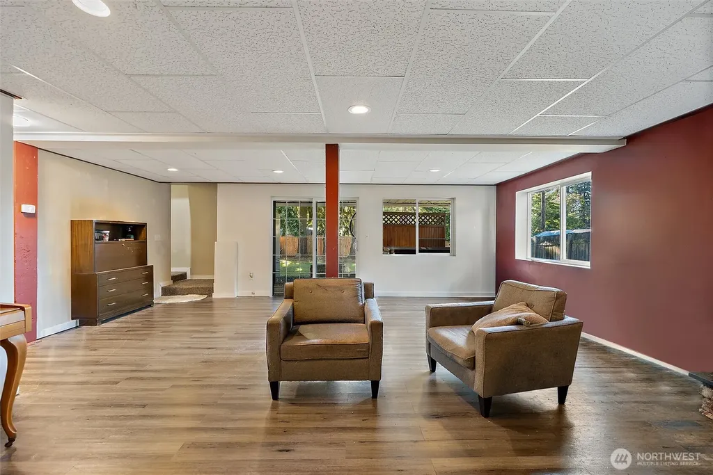 21903 82nd Place W Edmonds WA 98026