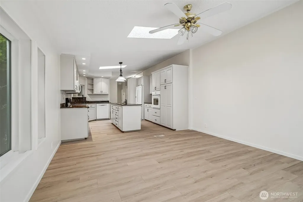 215 105th Avenue E Edgewood WA 98372