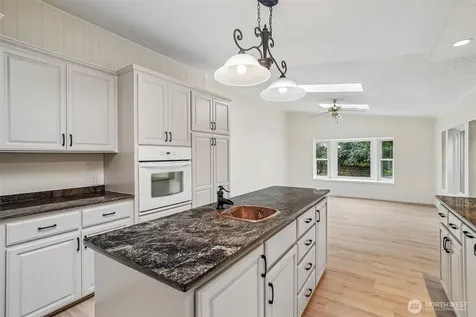 215 105th Avenue E Edgewood WA 98372