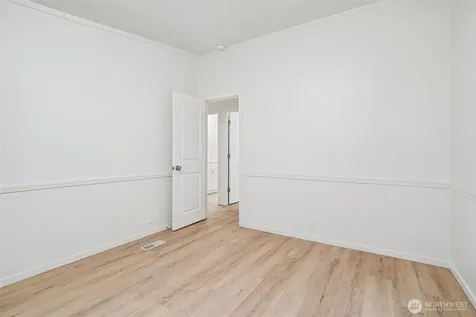 215 105th Avenue E Edgewood WA 98372