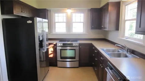1388 State Route 532 Camano Island WA 98282