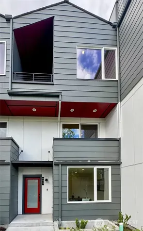 6947 42nd Avenue S Seattle WA 98118