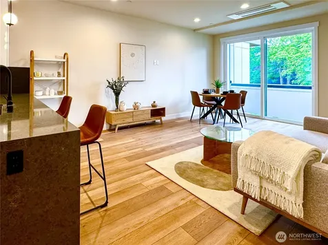 6947 42nd Avenue S Seattle WA 98118