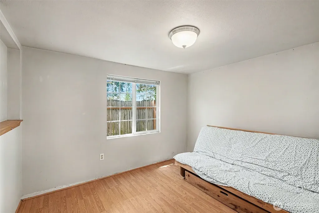 11557 8th Avenue NE Seattle WA 98125