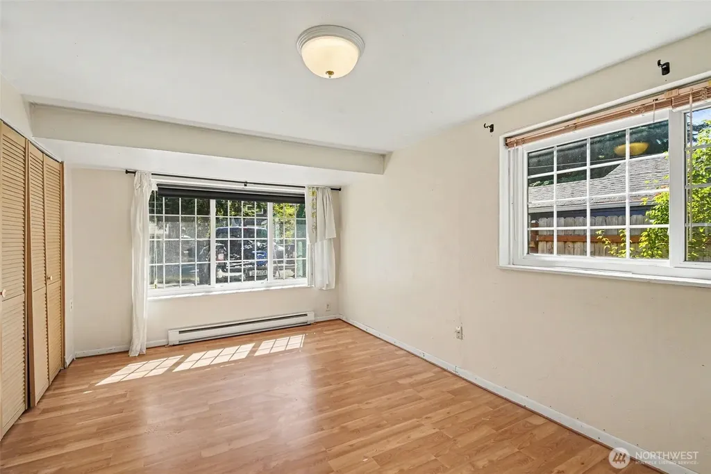 11557 8th Avenue NE Seattle WA 98125