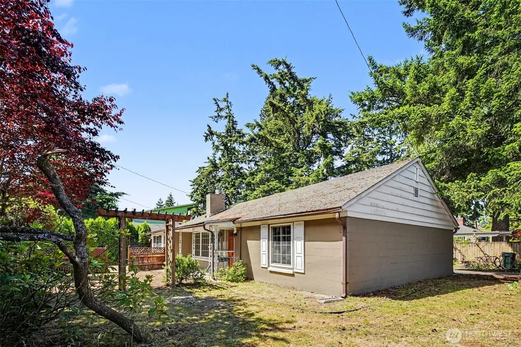 11557 8th Avenue NE Seattle WA 98125