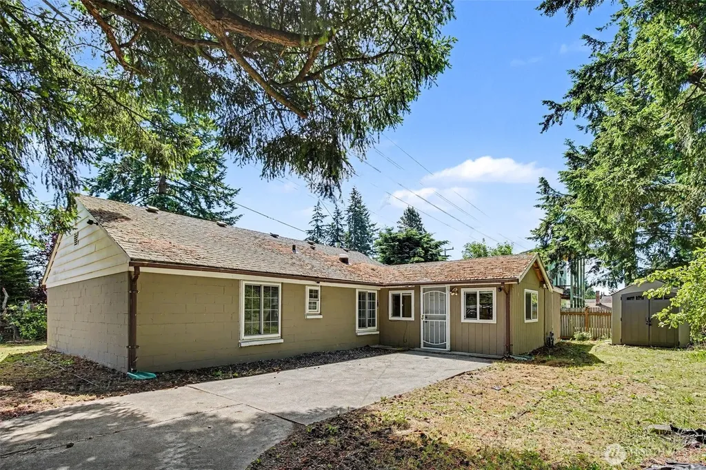 11557 8th Avenue NE Seattle WA 98125