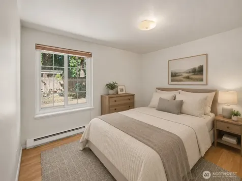 11557 8th Avenue NE Seattle WA 98125
