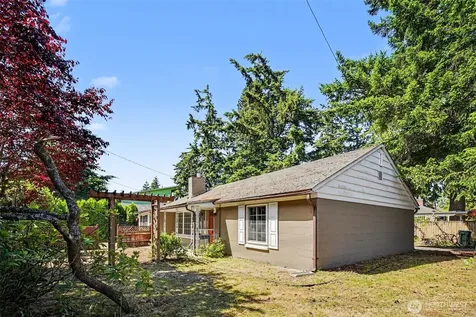 11557 8th Avenue NE Seattle WA 98125