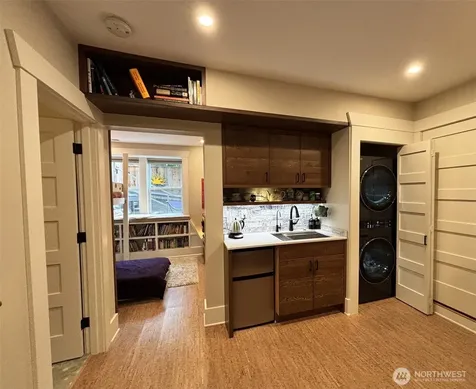 2535 12th Avenue W Seattle WA 98119