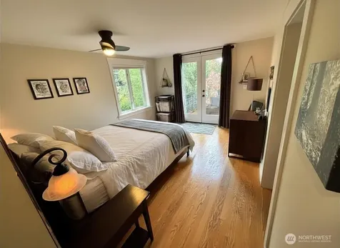 2535 12th Avenue W Seattle WA 98119