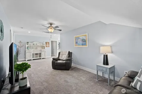 1215 113th Avenue SE Lake Stevens WA 98258