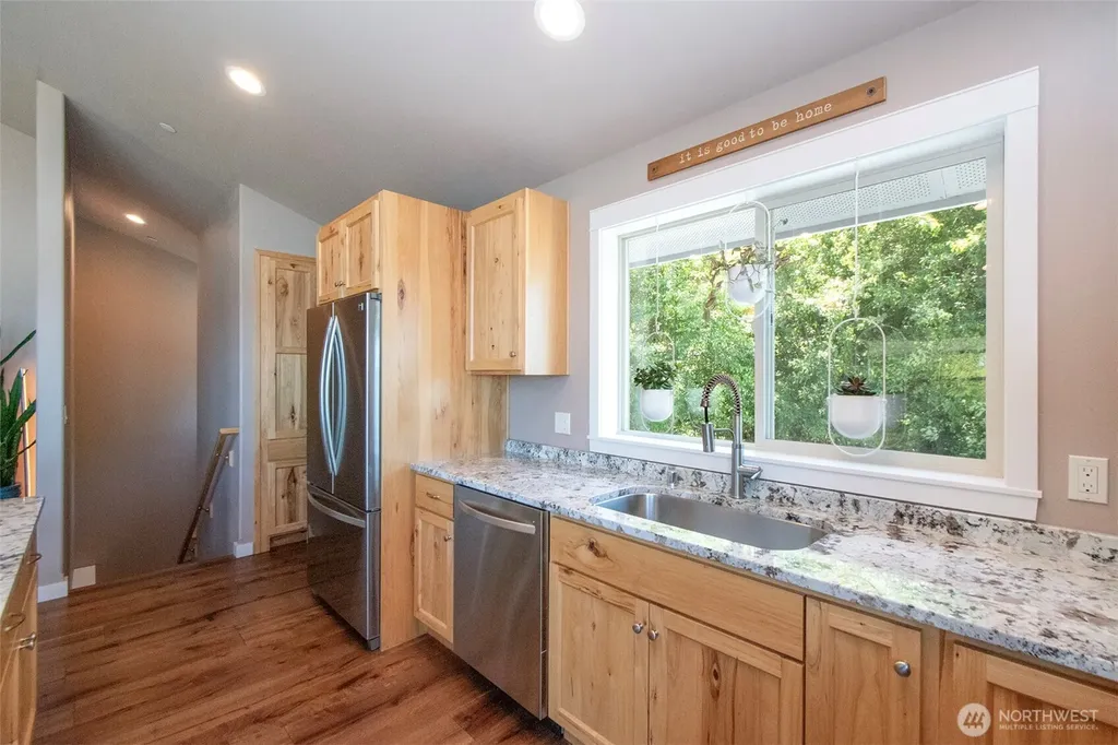 1117 Walker Street Port Angeles WA 98363