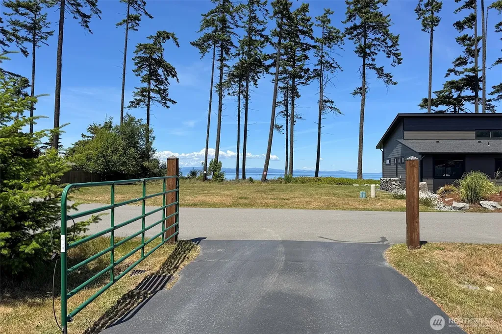 1117 Walker Street Port Angeles WA 98363