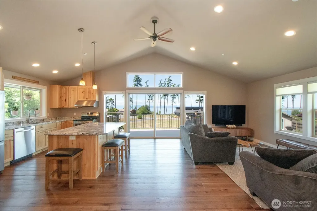 1117 Walker Street Port Angeles WA 98363