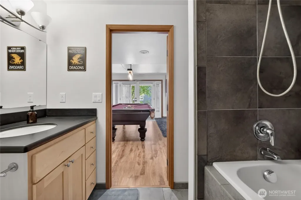 8523 67th Avenue Ct E Puyallup WA 98371