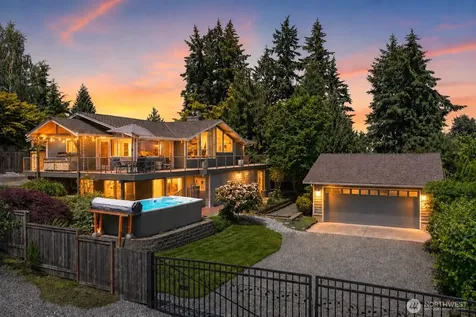 8523 67th Avenue Ct E Puyallup WA 98371