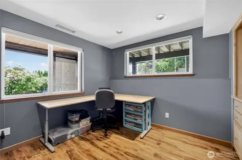 8523 67th Avenue Ct E Puyallup WA 98371