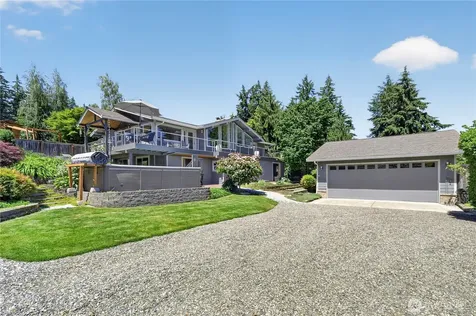 8523 67th Avenue Ct E Puyallup WA 98371