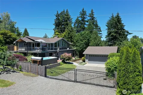 8523 67th Avenue Ct E Puyallup WA 98371