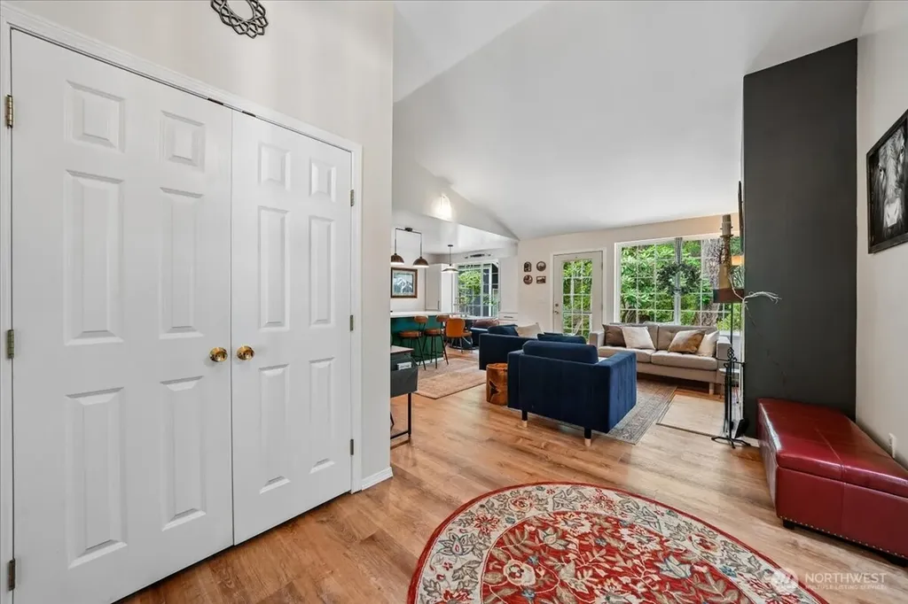 10002 Edgewood Drive Anderson Island WA 98303