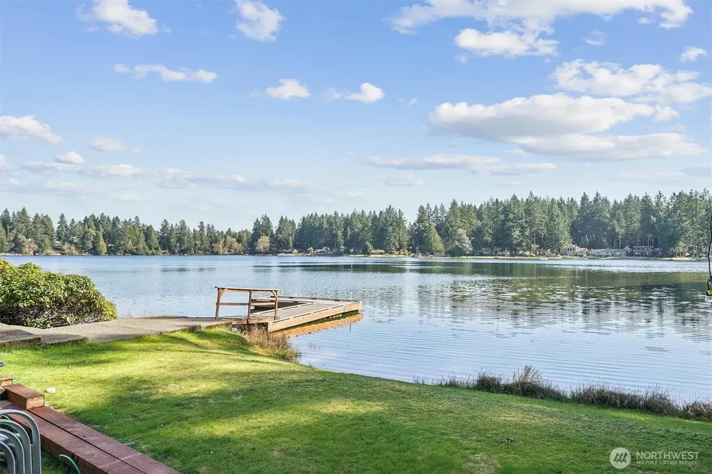 10002 Edgewood Drive Anderson Island WA 98303