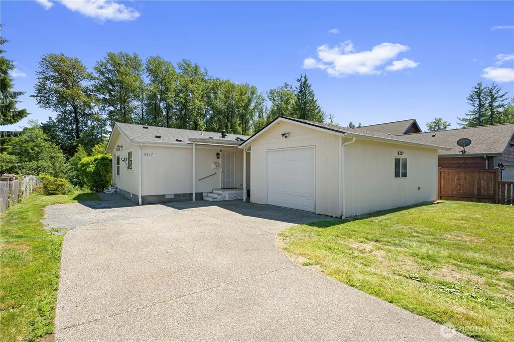 6217 152nd Avenue NE Lake Stevens WA 98258