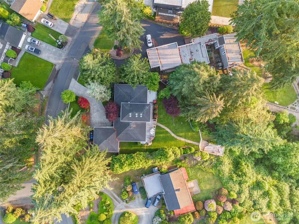 4601 Holly Lane NW Gig Harbor WA 98335