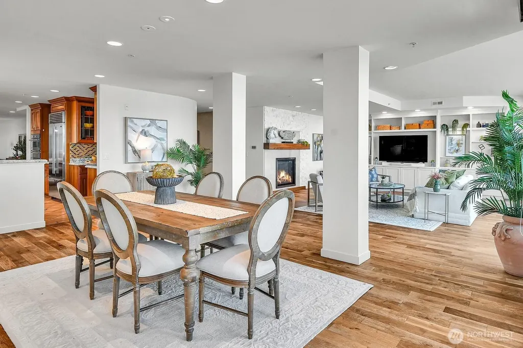 1374 Alki Avenue SW Seattle WA 98116