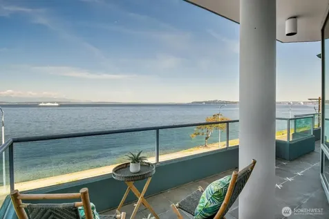 1374 Alki Avenue SW Seattle WA 98116