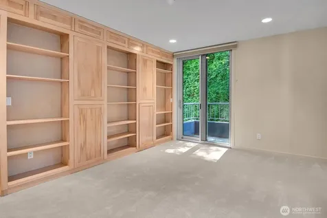 1374 Alki Avenue SW Seattle WA 98116
