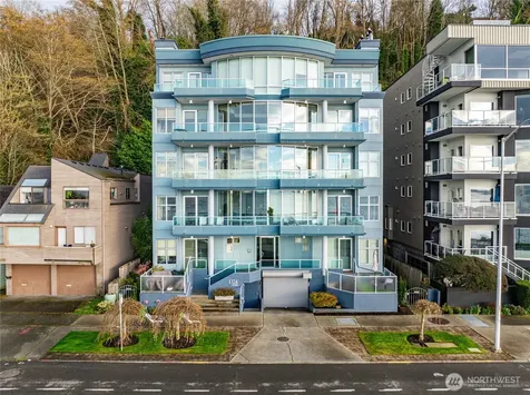 1374 Alki Avenue SW Seattle WA 98116