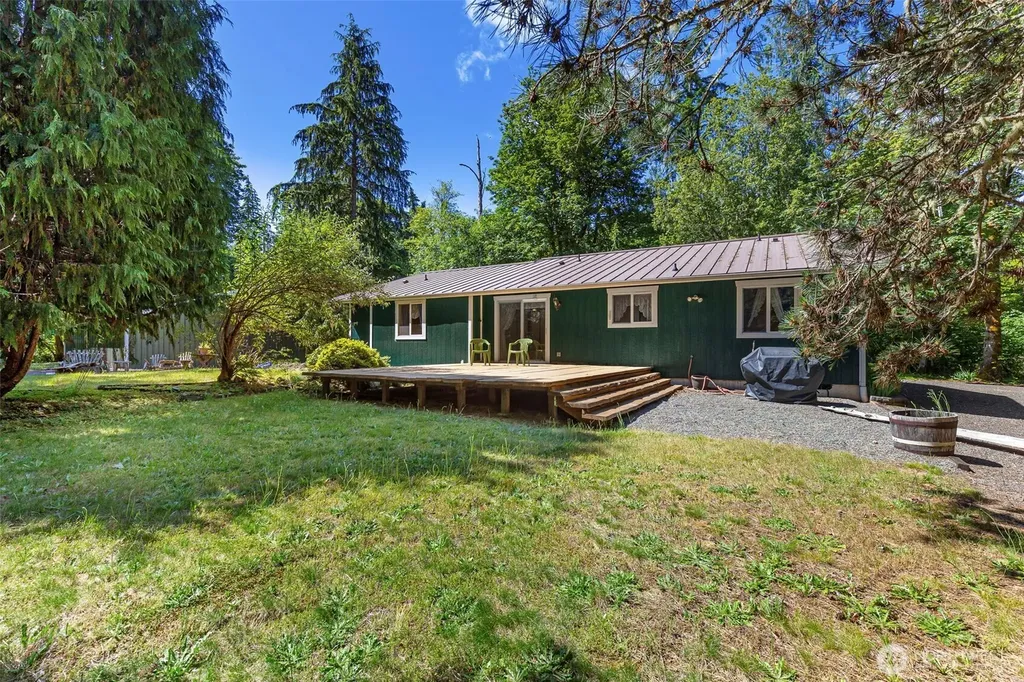10615 135th Avenue NW Gig Harbor WA 98329
