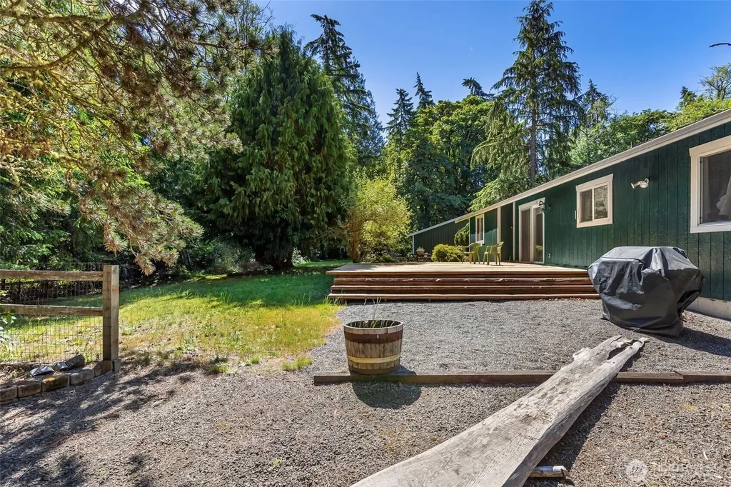 10615 135th Avenue NW Gig Harbor WA 98329