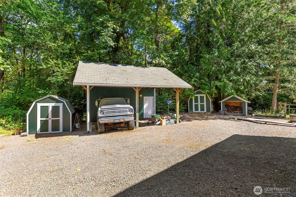 10615 135th Avenue NW Gig Harbor WA 98329